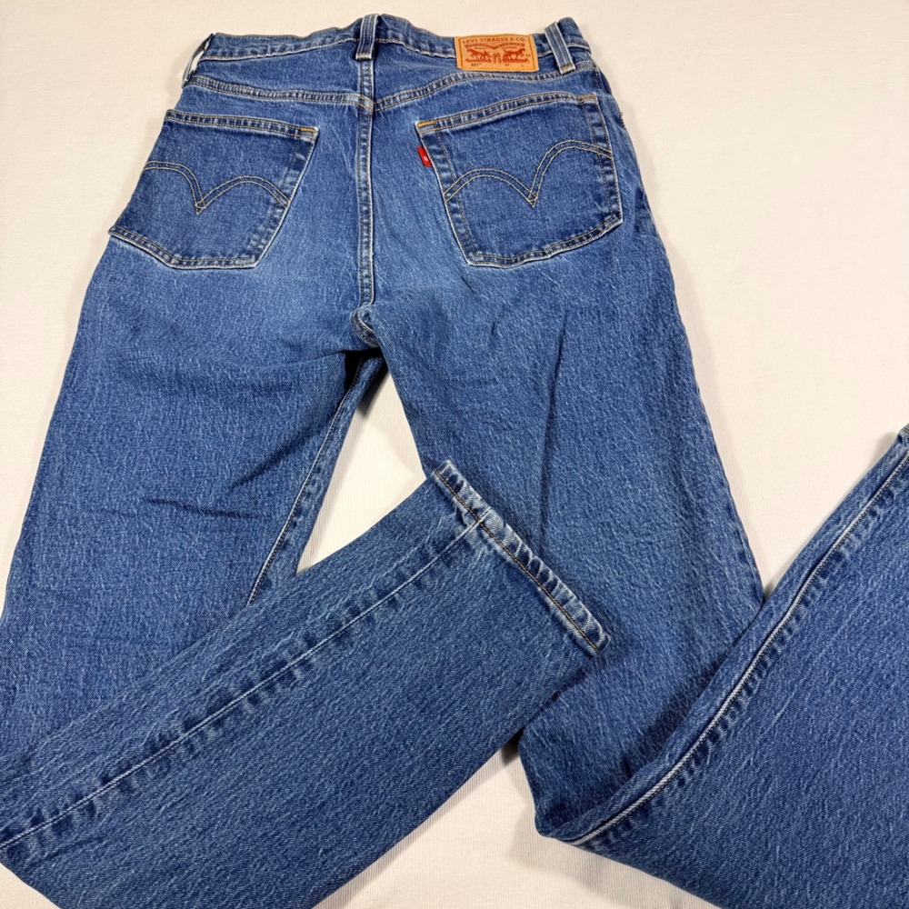 Levi's 501 Original Fit Jeans W27 L32 Medium Wash Blue Straight Leg Button Fly - Picture 15 of 15